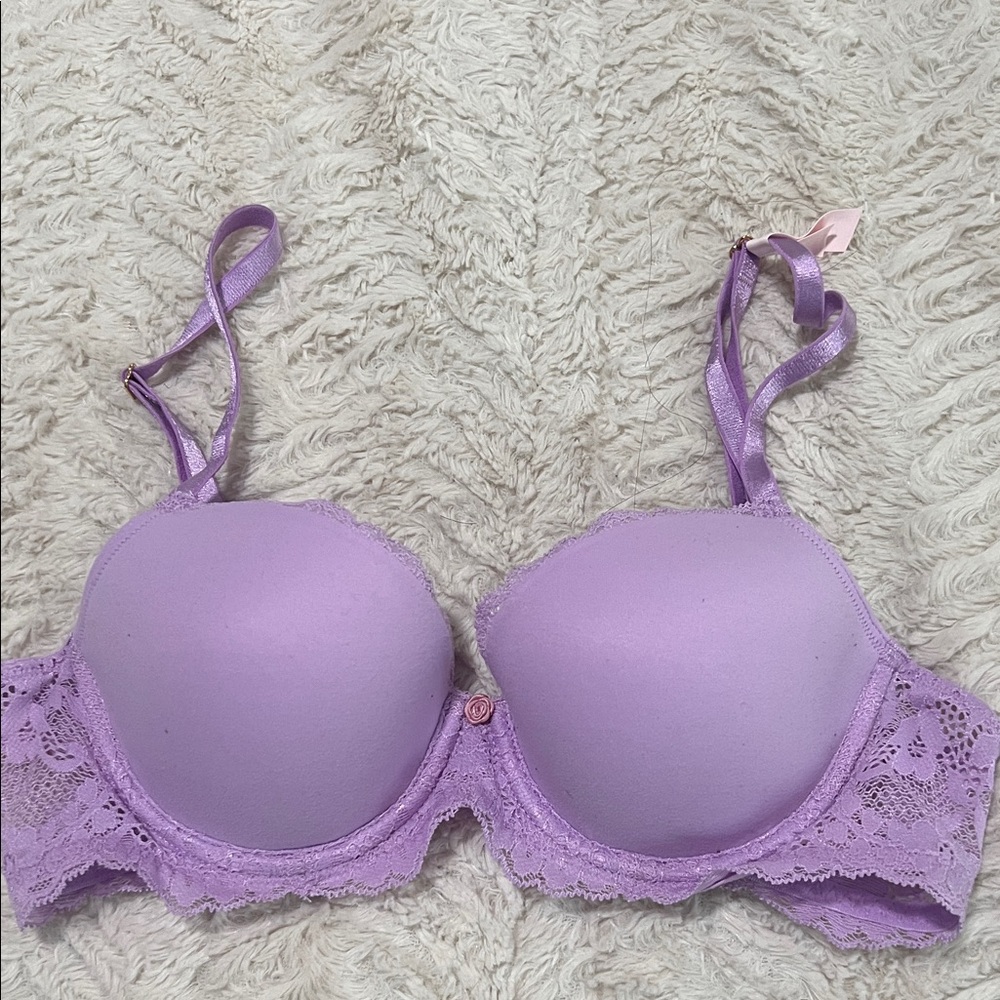 Victoria's Secret Lilac Lace Bra